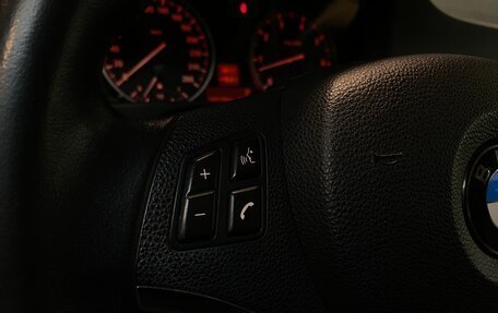 BMW 3 серия, 2010 год, 1 090 000 рублей, 16 фотография