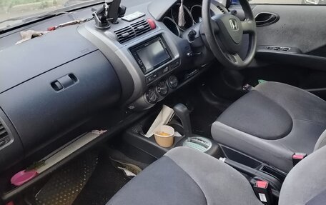 Honda Fit III, 2004 год, 290 000 рублей, 4 фотография