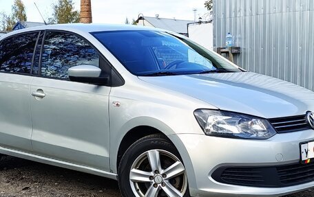 Volkswagen Polo VI (EU Market), 2012 год, 679 000 рублей, 2 фотография