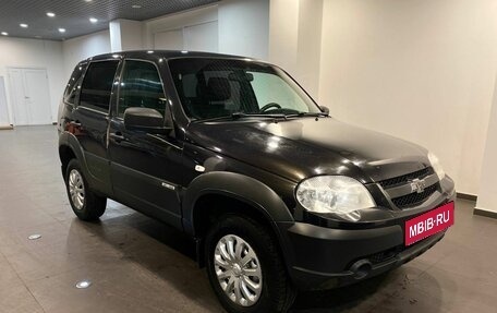 Chevrolet Niva I рестайлинг, 2018 год, 603 000 рублей, 1 фотография