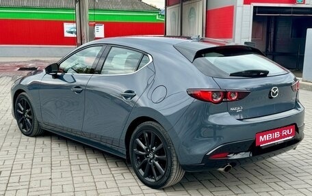 Mazda 3, 2021 год, 2 720 000 рублей, 10 фотография