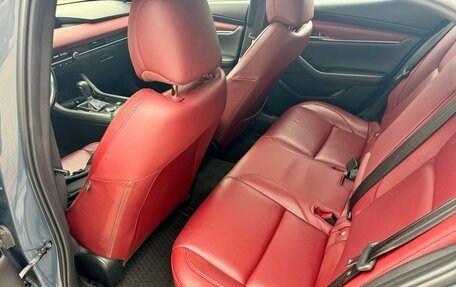 Mazda 3, 2021 год, 2 720 000 рублей, 28 фотография