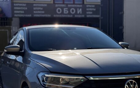 Volkswagen Polo VI (EU Market), 2020 год, 1 650 000 рублей, 2 фотография