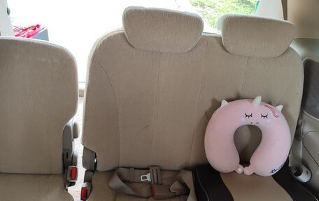 KIA Carnival III, 2007 год, 1 000 000 рублей, 8 фотография