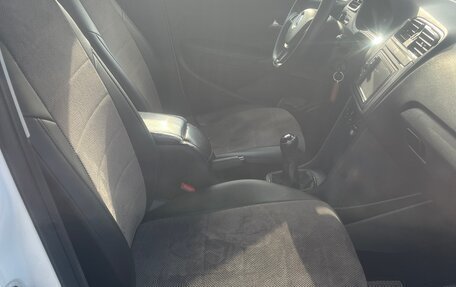 Volkswagen Polo VI (EU Market), 2017 год, 740 000 рублей, 6 фотография