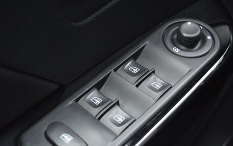 Renault Kaptur I рестайлинг, 2018 год, 1 600 000 рублей, 15 фотография