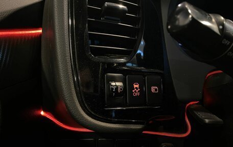 Mitsubishi Outlander III рестайлинг 3, 2013 год, 1 385 000 рублей, 31 фотография