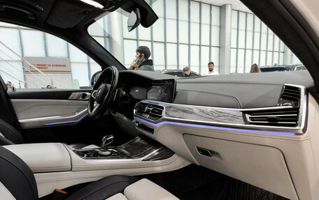 BMW X7, 2019 год, 7 650 000 рублей, 13 фотография