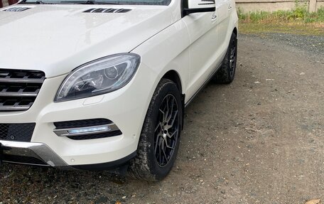 Mercedes-Benz M-Класс, 2013 год, 2 100 000 рублей, 3 фотография