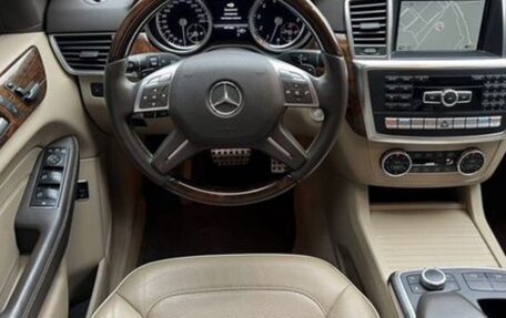 Mercedes-Benz M-Класс, 2013 год, 2 100 000 рублей, 10 фотография