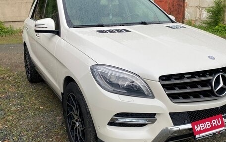 Mercedes-Benz M-Класс, 2013 год, 2 100 000 рублей, 4 фотография