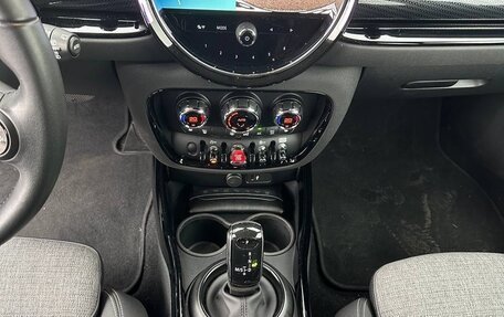 MINI Clubman, 2023 год, 3 450 000 рублей, 13 фотография