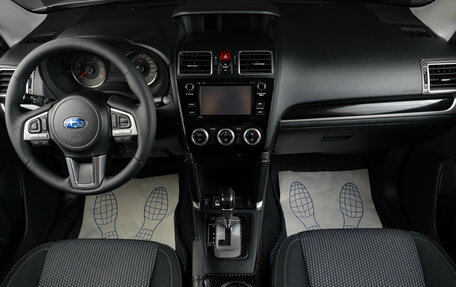 Subaru Forester, 2016 год, 1 859 000 рублей, 9 фотография