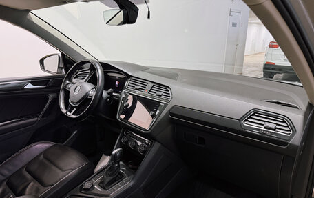 Volkswagen Tiguan II, 2018 год, 2 850 000 рублей, 10 фотография