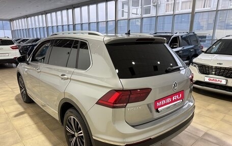 Volkswagen Tiguan II, 2018 год, 2 850 000 рублей, 6 фотография