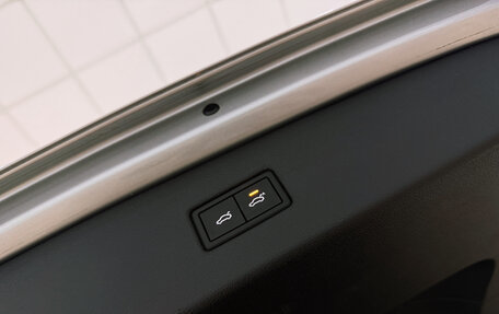 Volkswagen Tiguan II, 2018 год, 2 850 000 рублей, 28 фотография