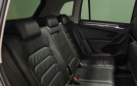 Volkswagen Tiguan II, 2018 год, 2 850 000 рублей, 30 фотография