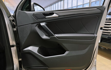 Volkswagen Tiguan II, 2018 год, 2 850 000 рублей, 31 фотография