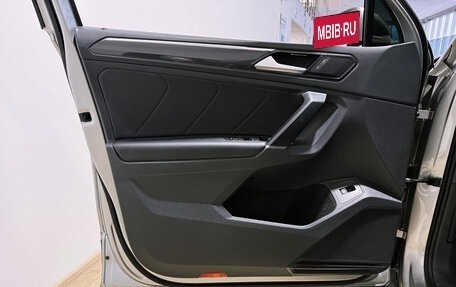 Volkswagen Tiguan II, 2018 год, 2 850 000 рублей, 33 фотография