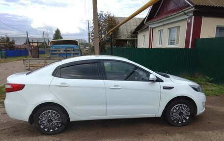 KIA Rio III рестайлинг, 2013 год, 600 000 рублей, 5 фотография