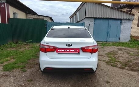 KIA Rio III рестайлинг, 2013 год, 600 000 рублей, 6 фотография