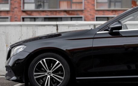 Mercedes-Benz E-Класс, 2018 год, 2 200 000 рублей, 7 фотография