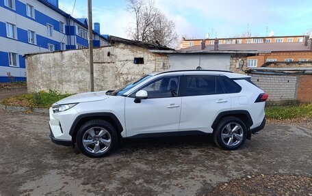 Toyota RAV4, 2019 год, 2 829 000 рублей, 5 фотография