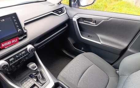 Toyota RAV4, 2019 год, 2 829 000 рублей, 11 фотография