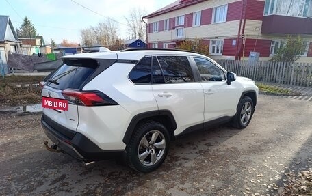 Toyota RAV4, 2019 год, 2 829 000 рублей, 6 фотография