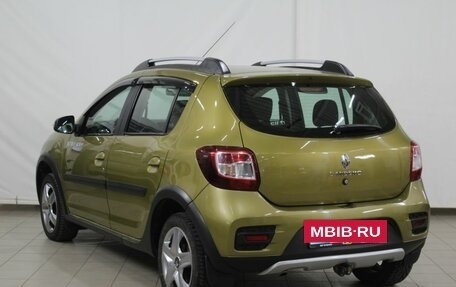 Renault Sandero II рестайлинг, 2015 год, 745 000 рублей, 11 фотография