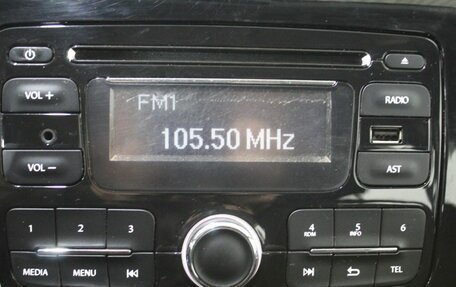 Renault Sandero II рестайлинг, 2015 год, 745 000 рублей, 23 фотография