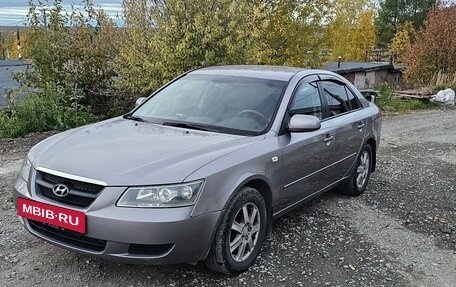 Hyundai Sonata VI, 2007 год, 700 000 рублей, 2 фотография