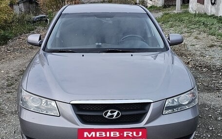 Hyundai Sonata VI, 2007 год, 700 000 рублей, 24 фотография