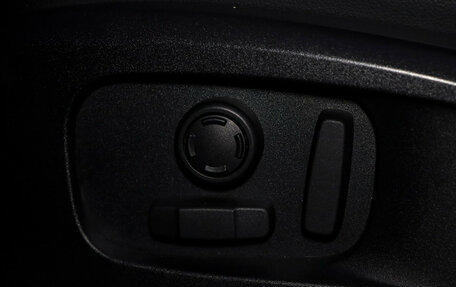 Land Rover Defender II, 2020 год, 4 980 000 рублей, 17 фотография