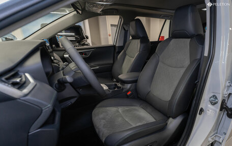 Toyota RAV4, 2025 год, 4 250 000 рублей, 9 фотография