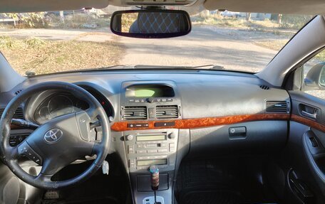 Toyota Avensis III рестайлинг, 2004 год, 880 000 рублей, 10 фотография