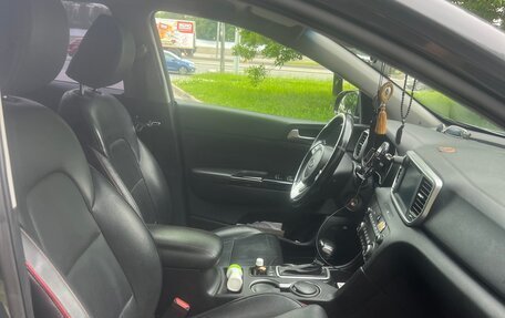 KIA Sportage IV рестайлинг, 2020 год, 2 100 000 рублей, 9 фотография