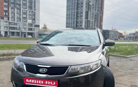 KIA Cerato III, 2010 год, 750 000 рублей, 2 фотография