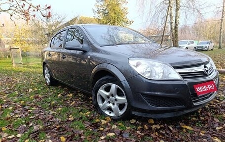 Opel Astra H, 2010 год, 630 000 рублей, 1 фотография