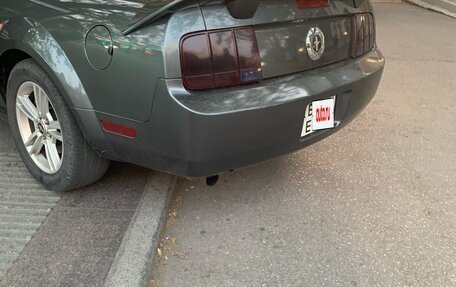 Ford Mustang VI рестайлинг, 2005 год, 2 200 000 рублей, 11 фотография