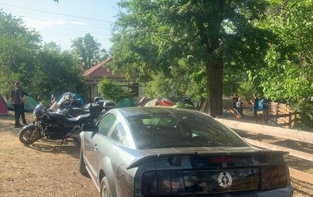 Ford Mustang VI рестайлинг, 2005 год, 2 200 000 рублей, 15 фотография