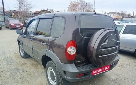 Chevrolet Niva I рестайлинг, 2012 год, 450 000 рублей, 4 фотография