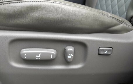 Toyota Land Cruiser Prado 120 рестайлинг, 2005 год, 1 357 000 рублей, 16 фотография