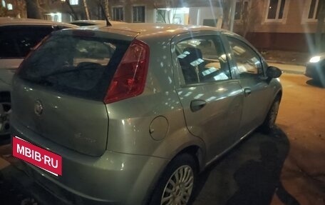 Fiat Punto III Punto Evo рестайлинг, 2010 год, 295 000 рублей, 3 фотография