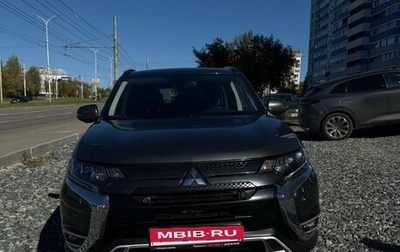 Mitsubishi Outlander III рестайлинг 3, 2021 год, 3 300 000 рублей, 1 фотография