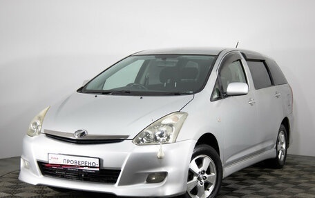 Toyota Wish II, 2005 год, 899 000 рублей, 1 фотография