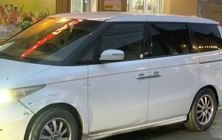 Honda Elysion I, 2004 год, 620 000 рублей, 3 фотография