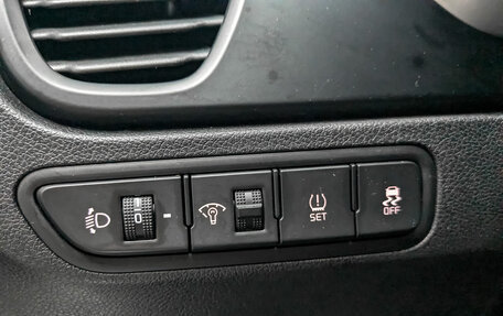 KIA Rio IV, 2021 год, 980 000 рублей, 25 фотография