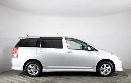 Toyota Wish II, 2005 год, 899 000 рублей, 4 фотография