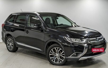 Mitsubishi Outlander III рестайлинг 3, 2016 год, 1 750 000 рублей, 3 фотография